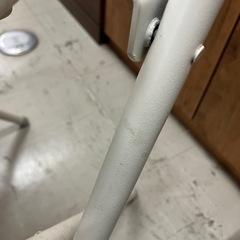 2505-731 折りたたみチェア ホワイト キズ汚れ有りの画像