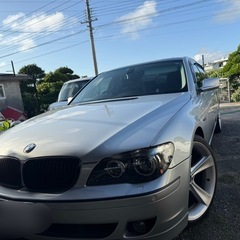 BMW 750i
