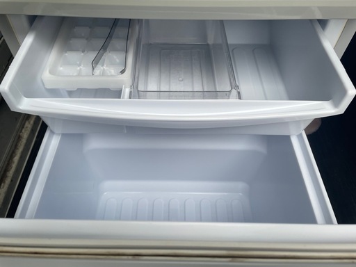 236番 SHARP✨ノンフロン冷凍冷蔵庫✨SJ-PW35W-S‼️