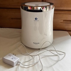 ナノイー加湿発生機