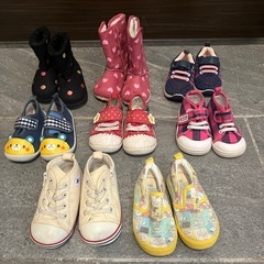ベビーシューズ
