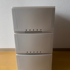 プラスチック収納ケース