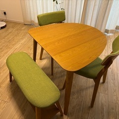 引っ越し不用品お譲りします。ダイニングテーブルセットの画像