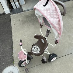 三輪車