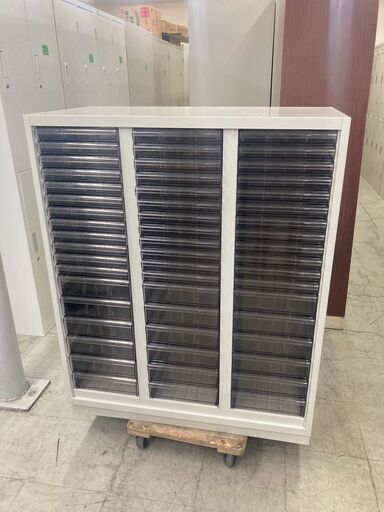 引取5千円引 オカムラ オフィス クリアトレー キャビネット 収納 B4 23段 引取5千円引 オカムラ オフィス クリアトレー キャビネット 収納 B4 23