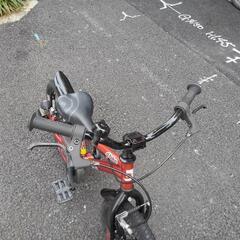 中古子供自転車３５６４　d-bike    14インチ　ギヤなし　 身長９３㎝前後　＊最初は工具不要のワンタッチでペダルを外しバランスバイクとして遊んで、自信ついたらペダルをつけ自転車として乗ります。（２枚目の写真参照）の画像