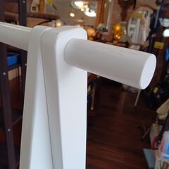 ハンガーラック　A型　ホワイト　白　コート掛け　サイズ（約）幅74×奥40×高150　　■近隣配送無料 買取GO‼　栄和店の画像