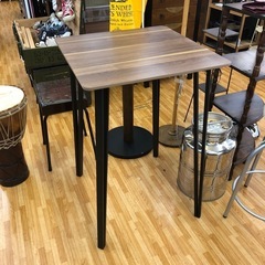 木目調　ハイテーブル