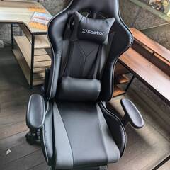 新品★本格ゲーミングチェア格安販売中！フットレスト付き！！の画像