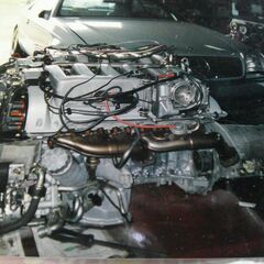 オールドMベンツエンジン専門工場-テクノロージ―は頂点から-V12ユニットの力の画像