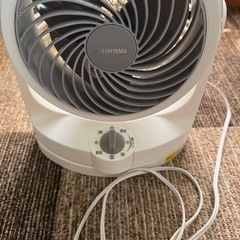アイリスオーヤマ　コンパクトサーキュレーター PCF-HD15