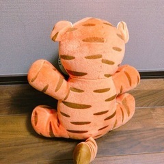 ティガー ぬいぐるみの画像