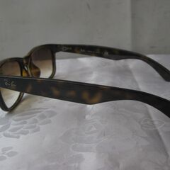 ★Ray Ban　サングラス　RB 2132-F 　NEW WAYFARER 　ケース付き　美品の画像