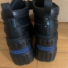 YOSUKE厚底ブーツの画像