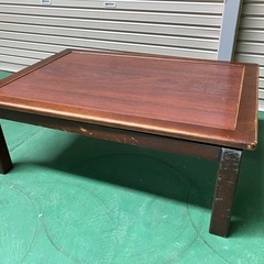 テーブル