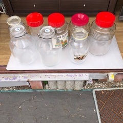 決まりました。無料❗️保存びん　８本