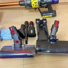 ダイソンsv12ジャンク品＋互換品バッテリーの画像
