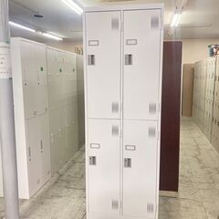 中古　美品　豊国工業　4人用ロッカー　4人ロッカー　４人ロッカー...