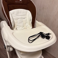 Combi  電動ハイローチェア👶🏻