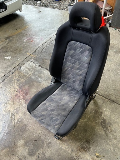 ER34 スカイライン　 運転席シート　R34 GT-X フロントシート