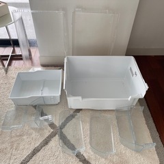 冷蔵庫の中の引き出し