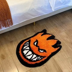 新品　スピットファイア　ラグマットの画像