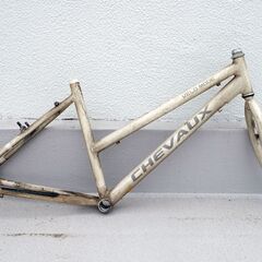 自転車フレーム シェボーFアルミ 26er/スタッガード/Vブレ...