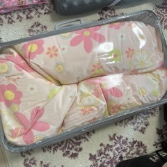 授乳クッション　抱き枕　収納ケース付き
