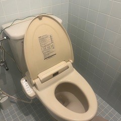 ウォシュレット　温水洗浄便座