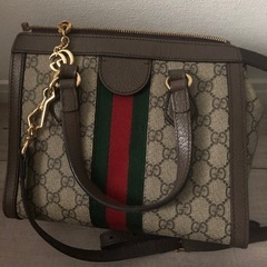 GUCCIショルダーバッグの画像