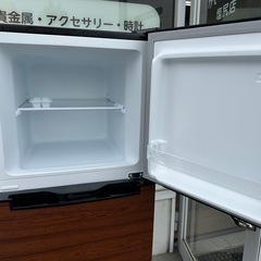 【塩尻市引き取り限定】TOHOTAIYO 138L 冷蔵庫 TH-138L2-WD 2024年製 木目調の画像
