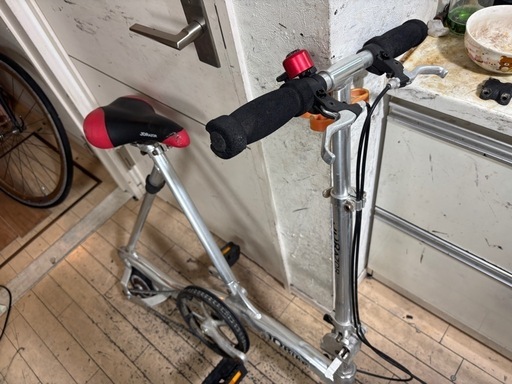 大阪市周辺限定】折りたたみ自転車 シルバー