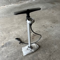 自転車　空気入れ