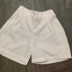 子供の服の画像