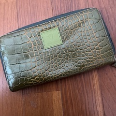 Valentino Cardini 長財布　緑