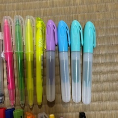 蛍光ペン　カラーペン　まとめ売り　28本の画像