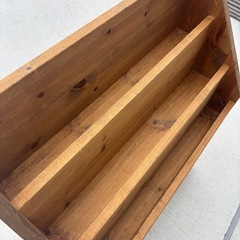 木製マガジンラックの画像