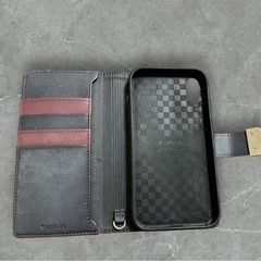 【中古品】iPhone XR 手帳型ケースとその他の画像