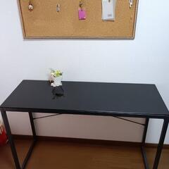 机と椅子　勉強机　キッチン作業台の画像