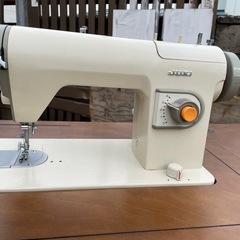 JUKI ミシン 昭和レトロの画像