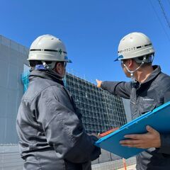 【月給40万円以上可能◎】プロジェクトの成功に導く施工管理◎手厚い資格取得フォロー完備で着実な取得が目指せる！スキルを高めたい方必見◎お仕事を通して友達作りができちゃう♪男女スタッフ活躍中◎の画像