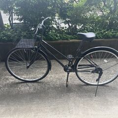黒い中古自転車