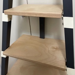 IKEAの飾り棚の画像