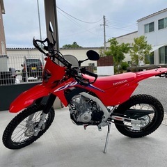 【美品】ホンダ CRF125F 型式JE03 
走行距離1000〜3000kmの画像