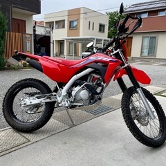 【美品】ホンダ CRF125F 型式JE03 
走行距離1000〜3000kmの画像