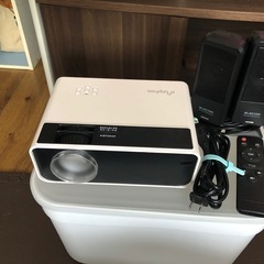 プロジェクター