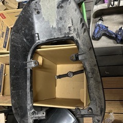 CB400SF NC31 テールカウル　ベース、ジャンク品の画像