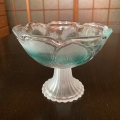 【美品】SOGA ガラスのコンポート　リーフ柄　曽我ガラス　フル...