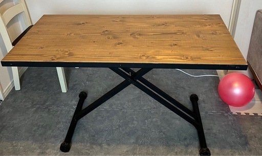 昇降式テーブル　早い者勝ち