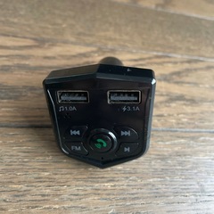Bluetooth FM トランスミッターの画像